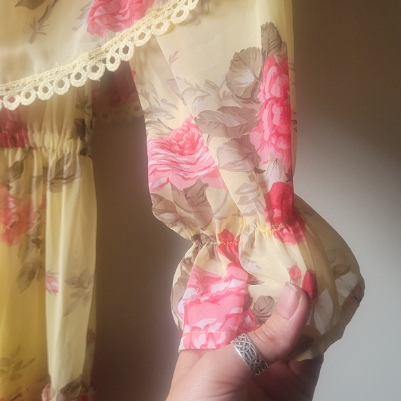 Long yellow floral dress - Picture 3 of 5